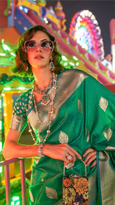 Green Patterned Zari Weaved Banarasi Silk Saree