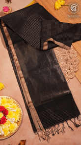 Black Gold Zari Line Handloom Pure Maheshwari Silk Saree