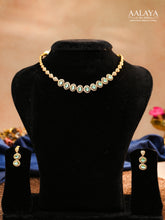 Aalaya Emerald Halo Necklace Set