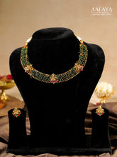 Aalaya Emerald Weave Heritage Choker Set