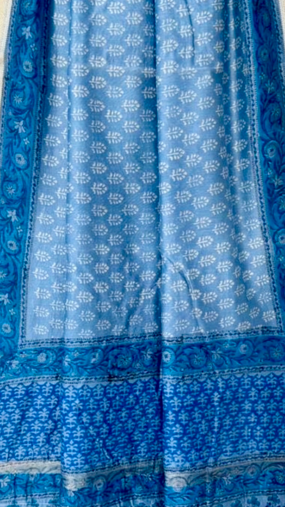 Baby Blue Floral Handblocked Pure Maheshwari Cotton Sarees