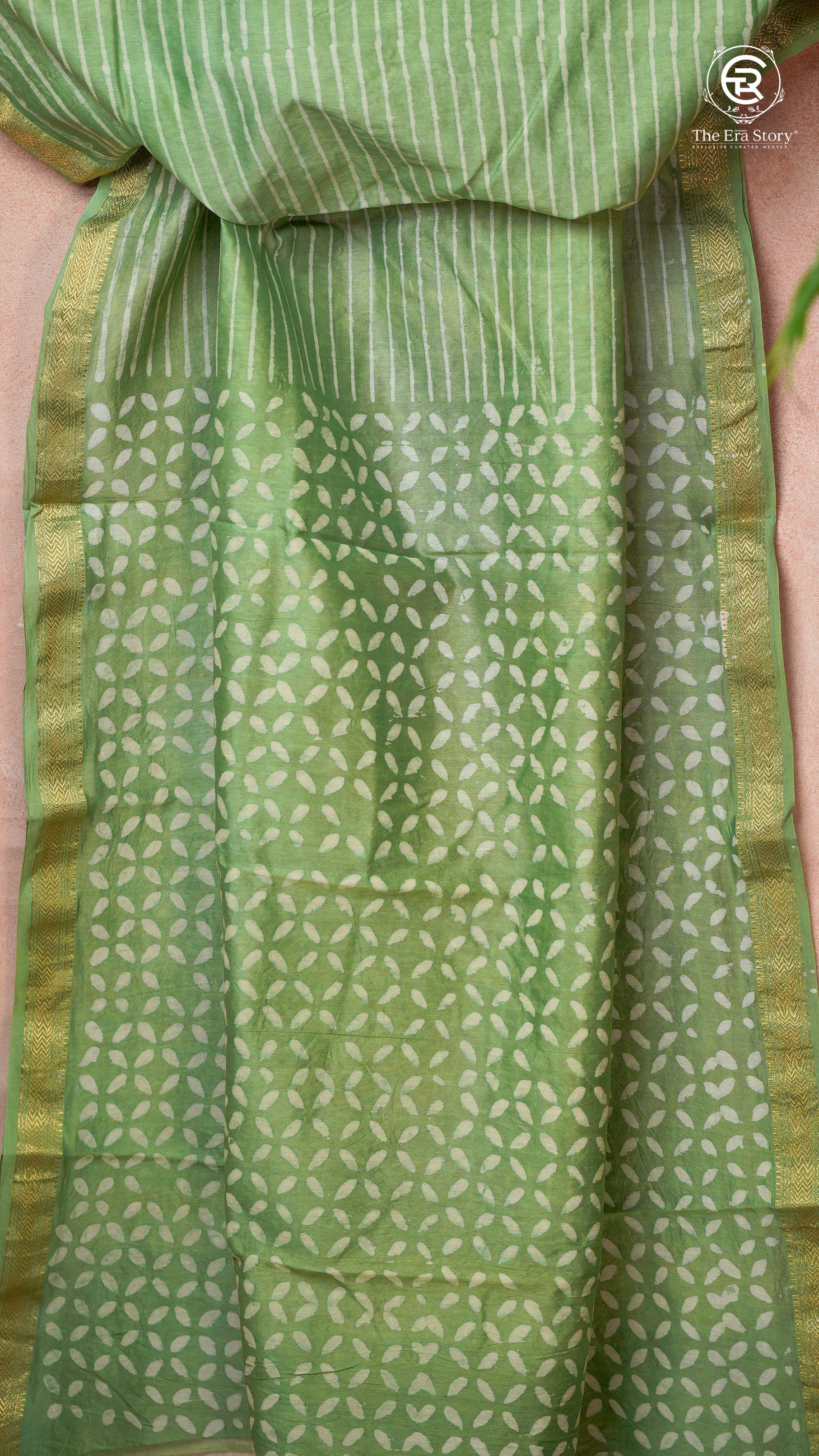 Pista Green Line Patterned Handblocked Pure Maheshwari Cotton Saree