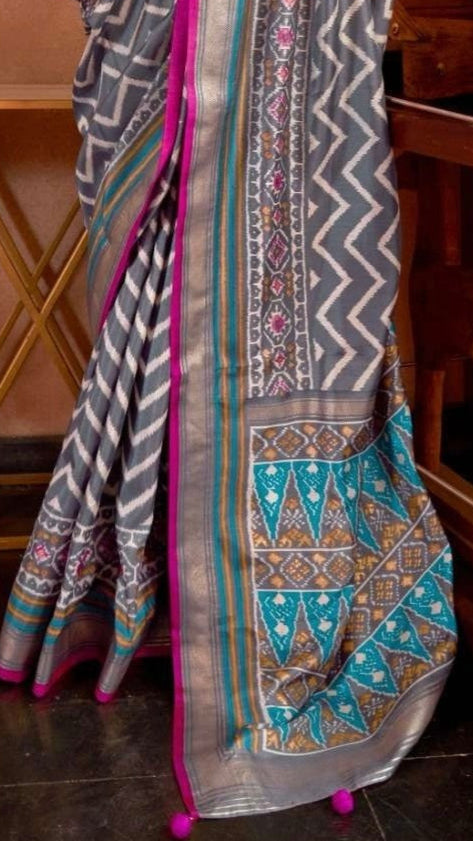 Grey Leheriya Patola Contemporary Banarasi Crepe Silk Saree ERA04GRY