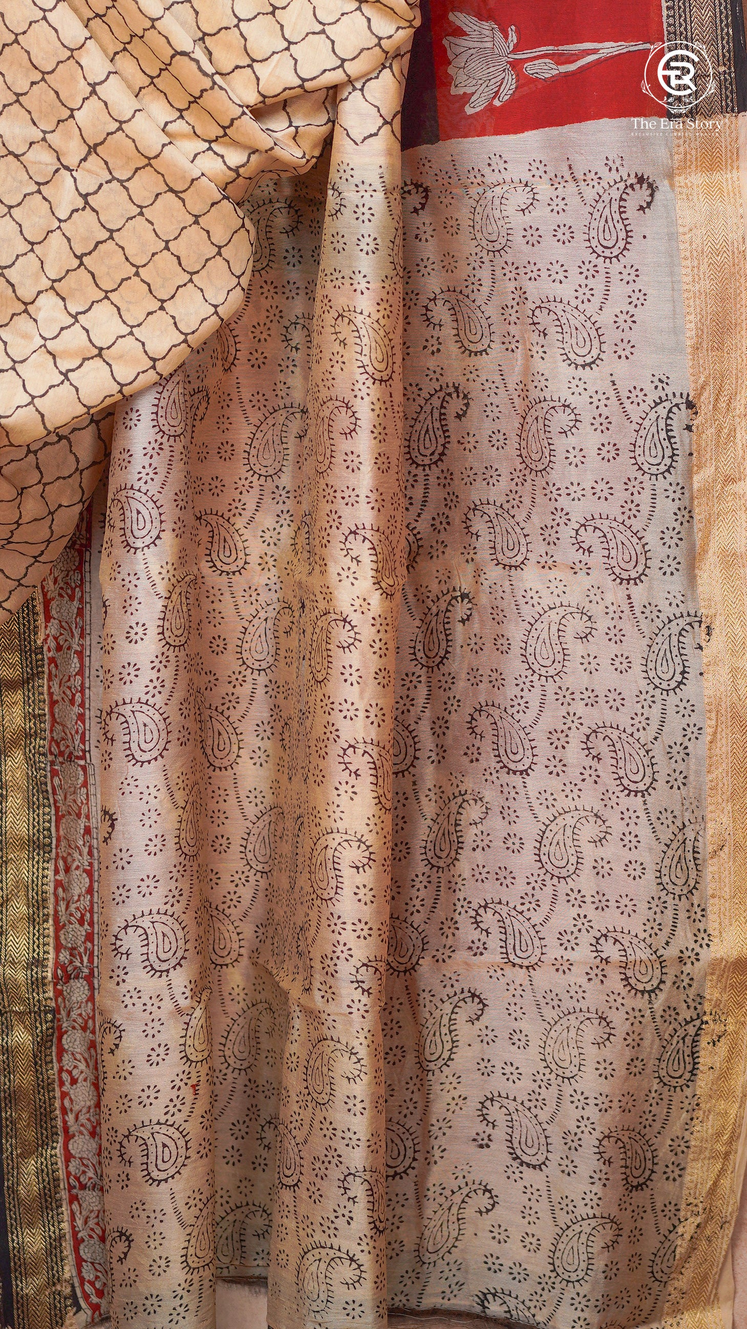 Beige Black & Maroon  Handblock Maheshwari Silk Cotton Saree