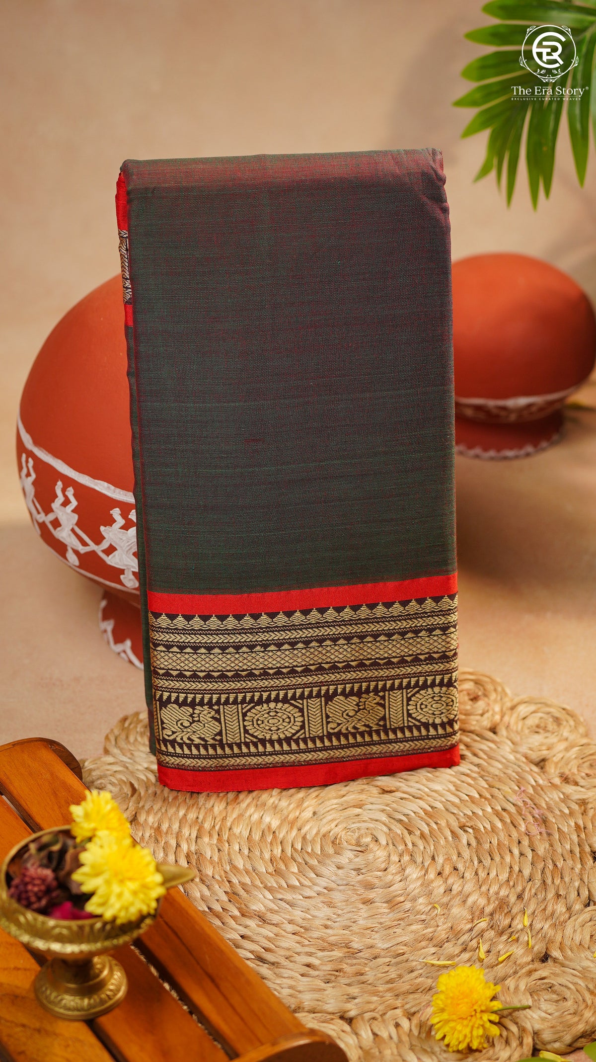 Brown & Red Peacock Floral Border Handloom Narayanpet Cotton Saree