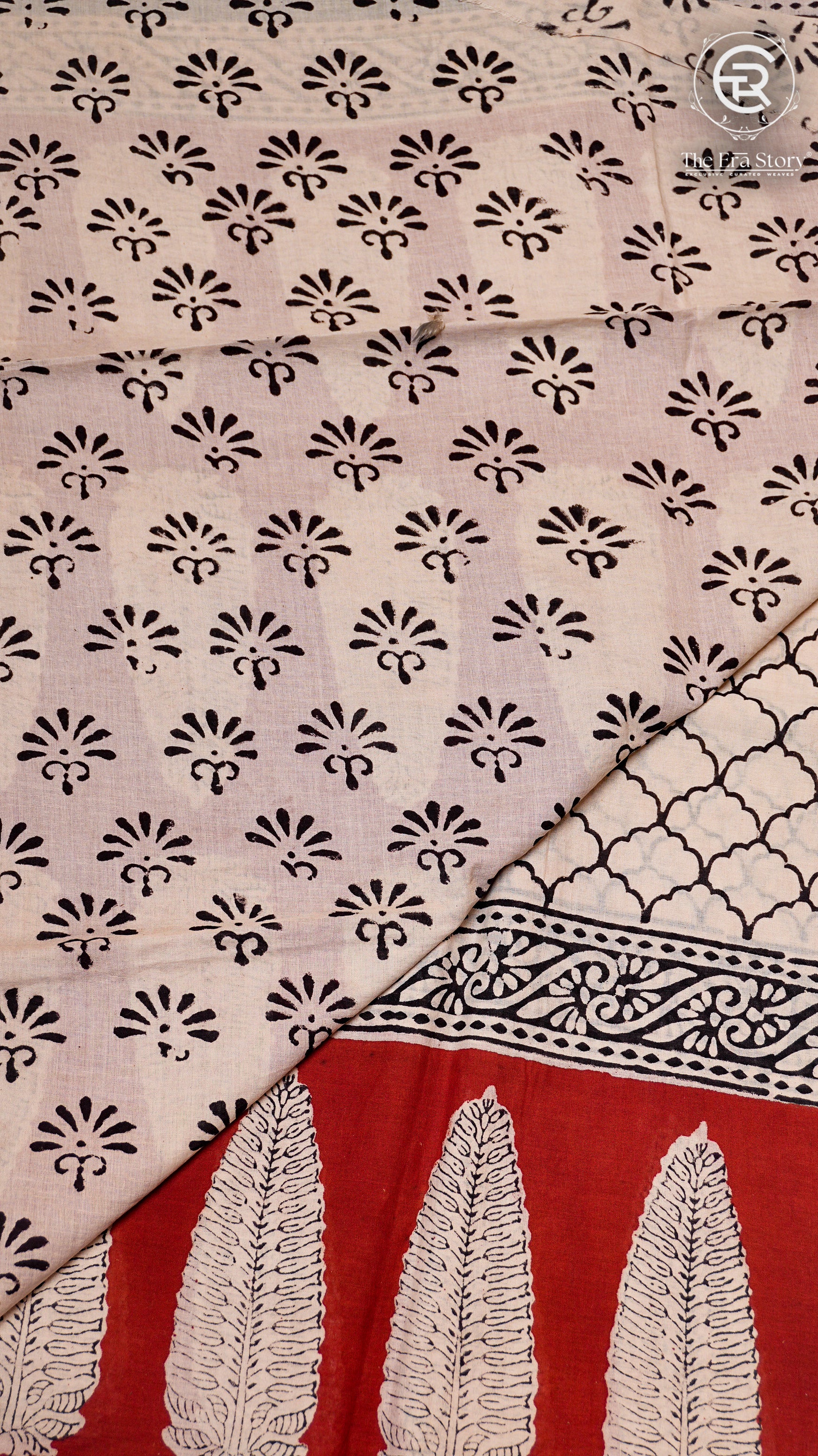 White and Red Geometric Floral Handblocked Pure Cotton Saree