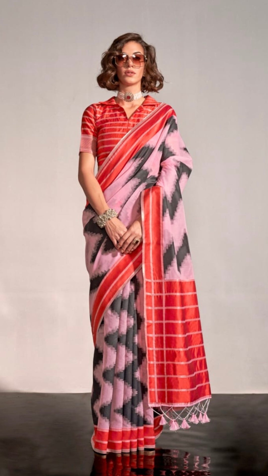 Pink and Red Ikkat Leheriya Handloom Weaving Cotton Banarasi Silk Saree