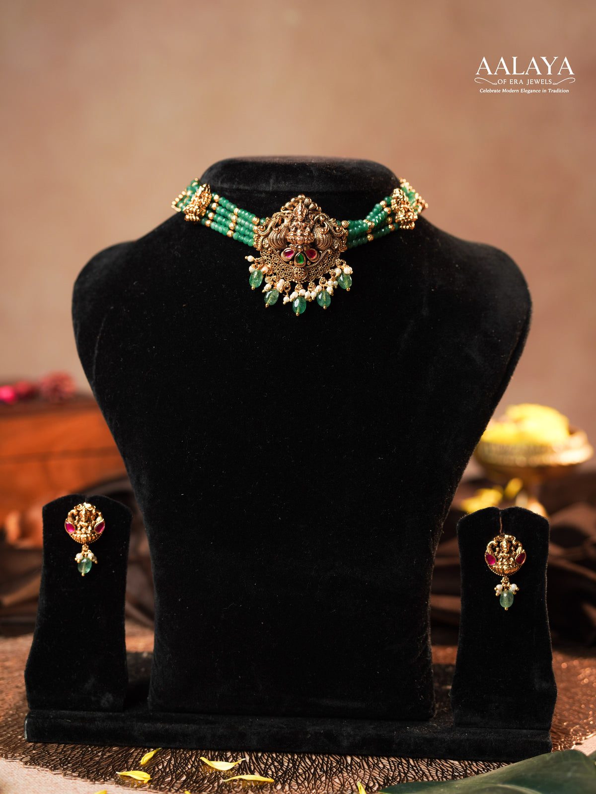 Aalaya Emerald Devi Heritage Choker