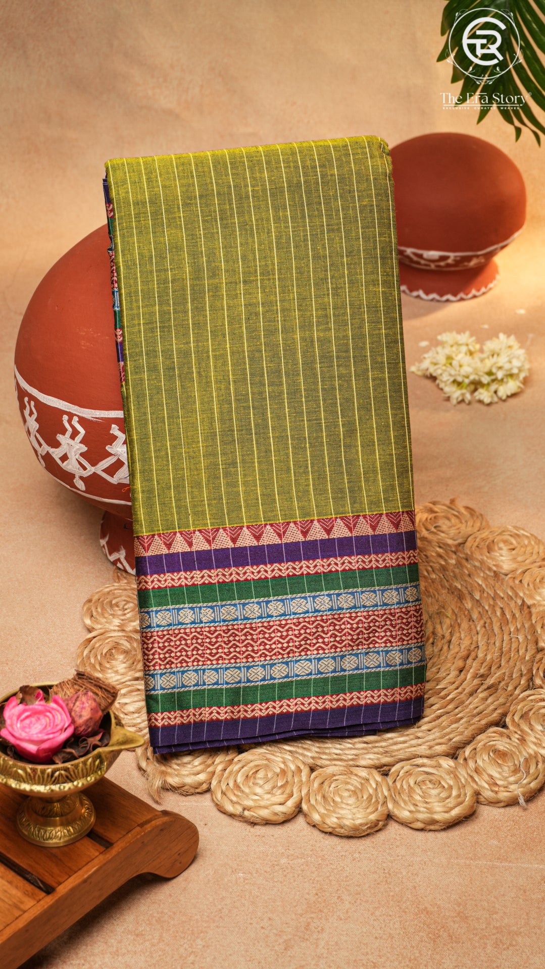 Moss Green Line Patterned Temple Border Handloom Narayanpet Cotton Saree