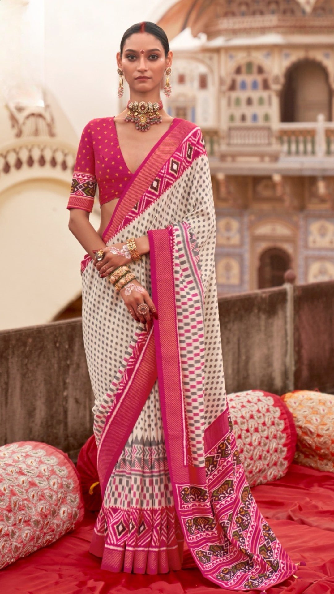 White and Pink Ikkat Patola Crepe Banarasi Saree