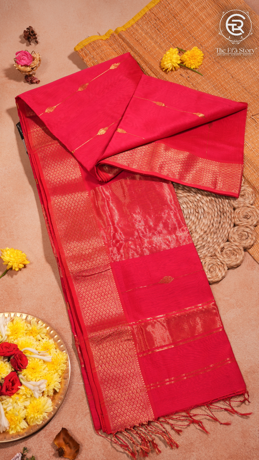 Red Line Diamond Zari Handloom Pure Maheshwari Silk Saree