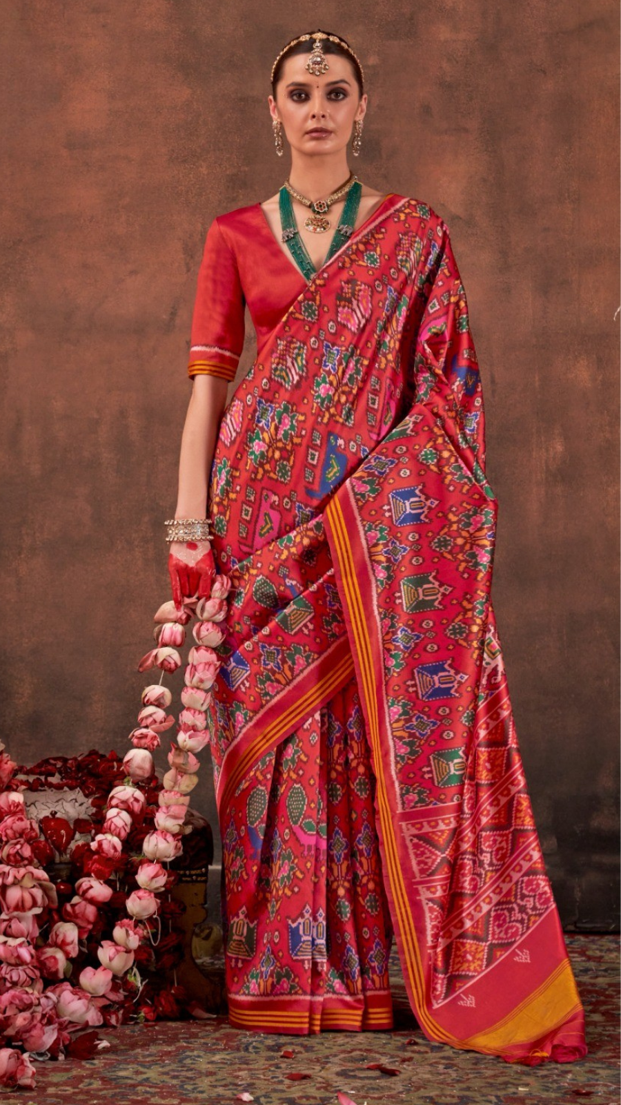 Red Contemporary Patola Crepe Banarasi Saree