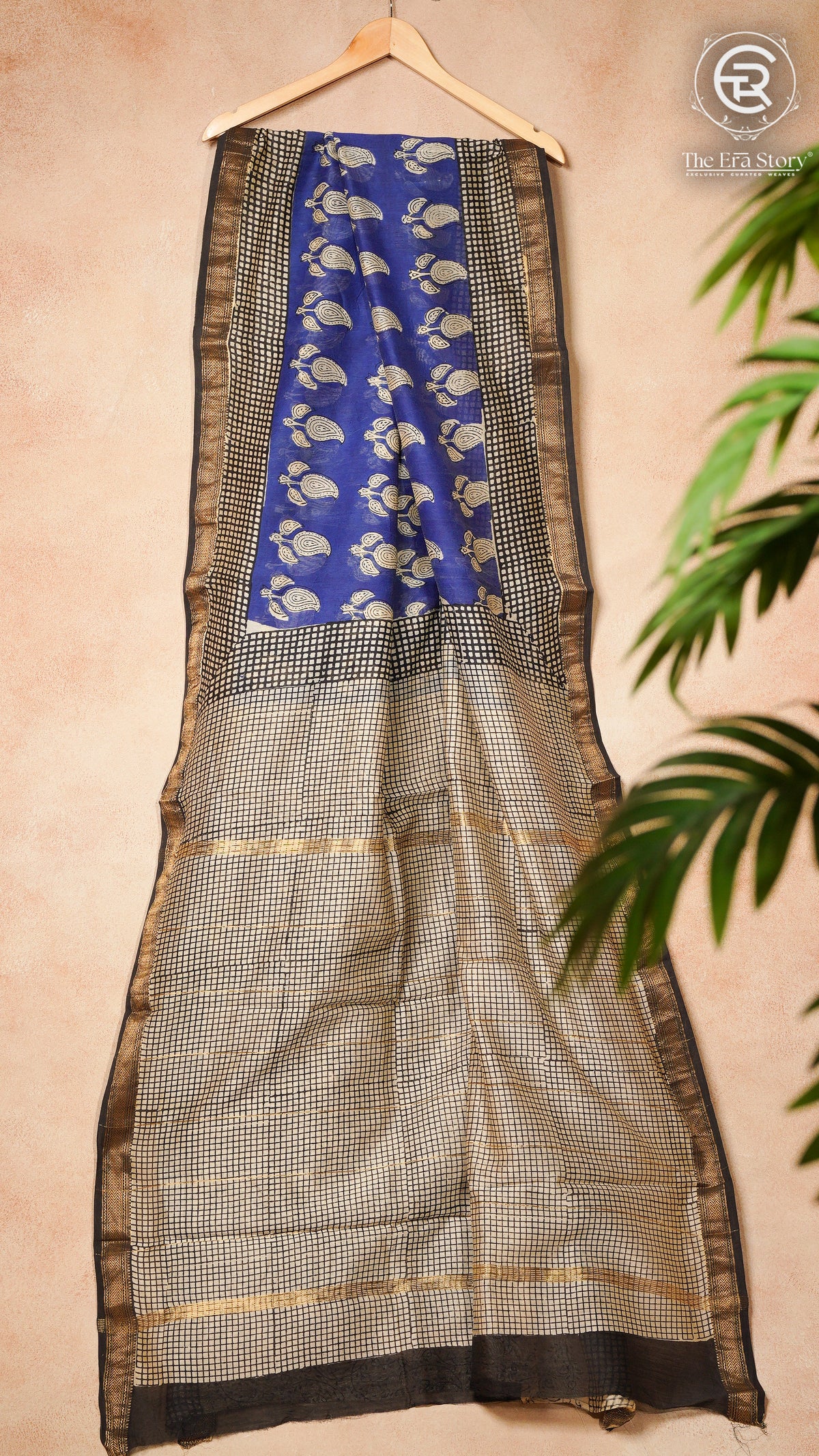 Navy Blue & Beige Handblocked Maheshwari Cotton Silk Saree