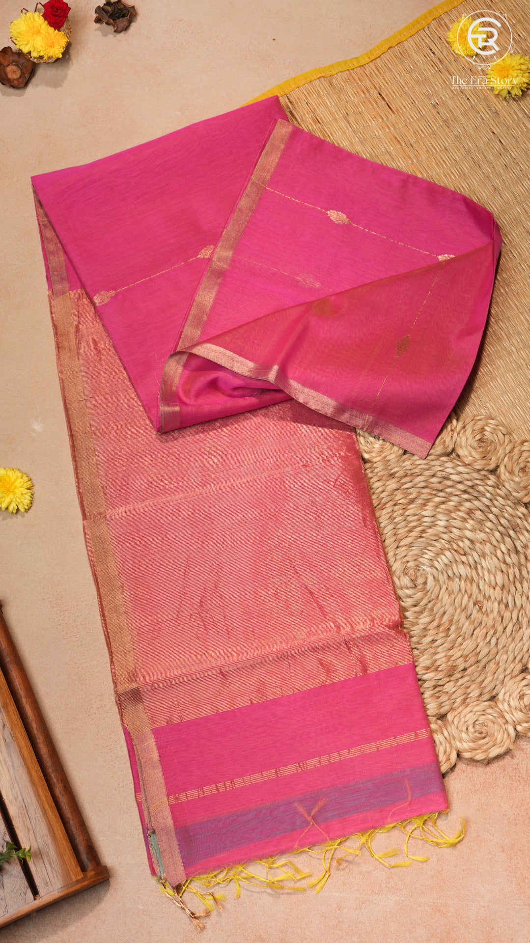 Pink Line Leaf Butta Zari Handloom Pure Maheshwari Silk Saree