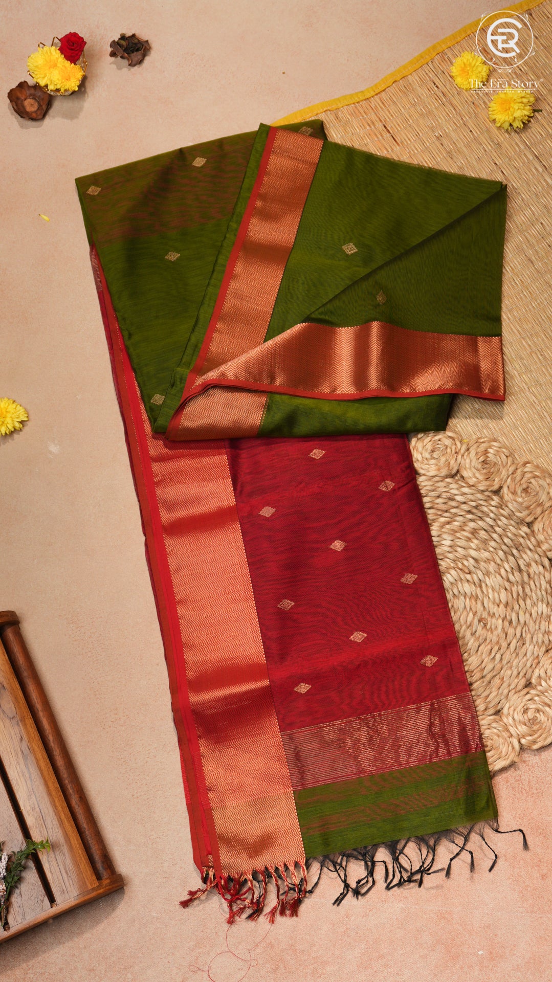 Forest Green & Red Diamond Butta Handloom Pure Maheshwari Silk Saree