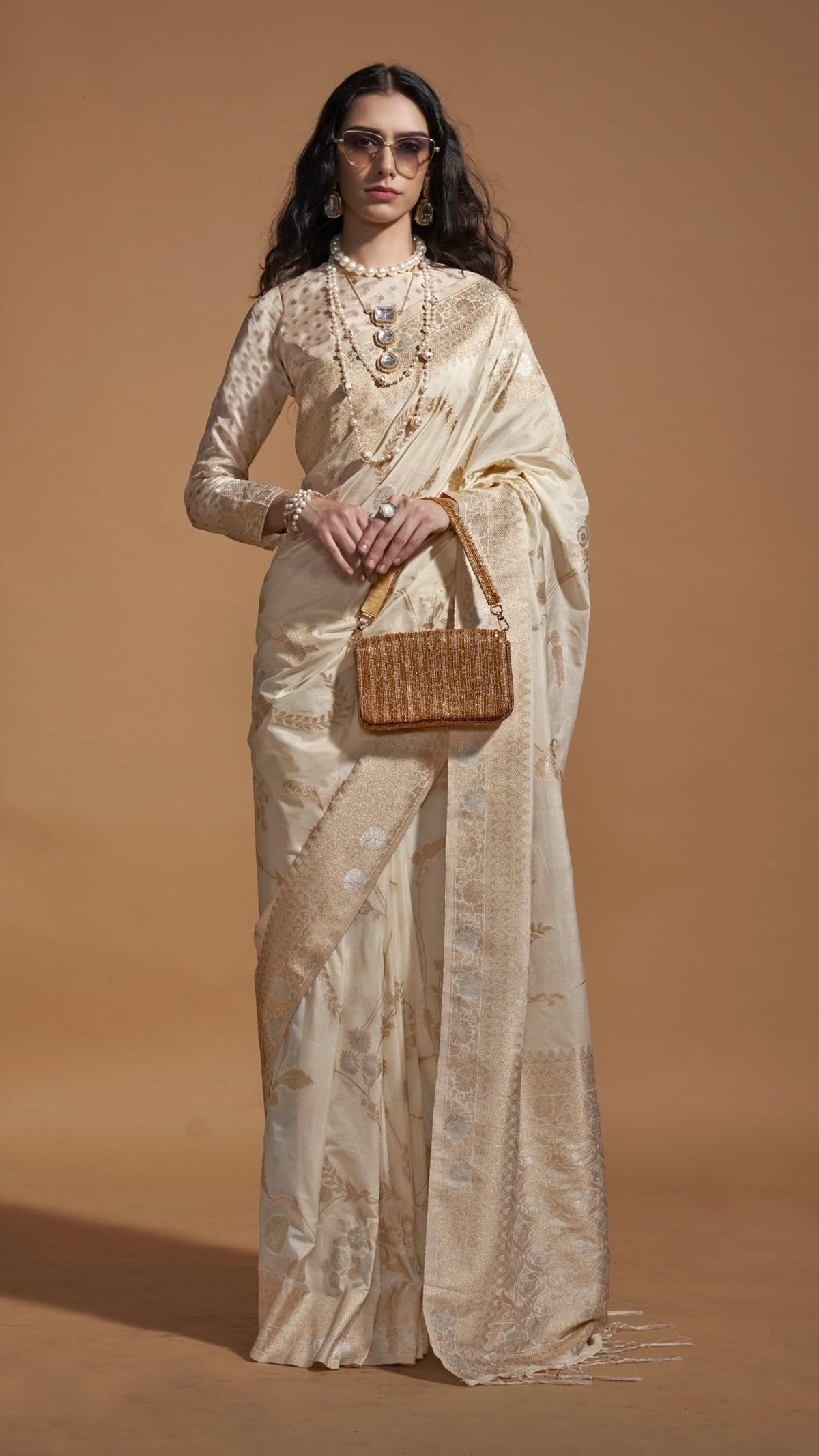 White and Gold Floral Pure Georgette Handloom Weaving Silk Saree