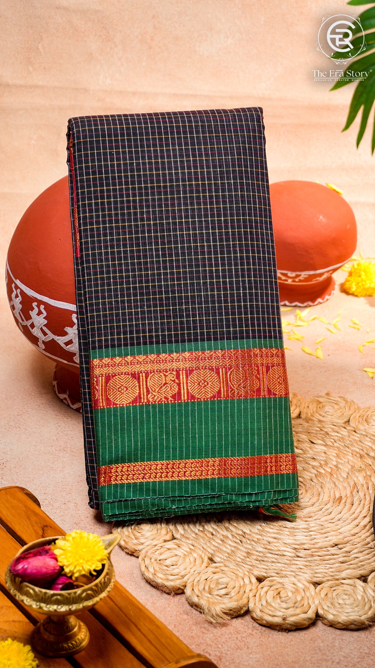 Black Checkered Red & Green Bordered Peacock Handloom Narayanpet Cotton Saree