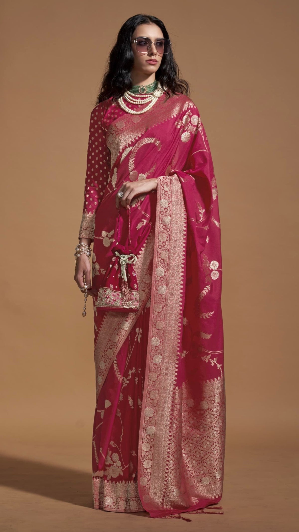 Dark Pink and Gold Floral Pure Georgette Handloom Weaving Silk Saree