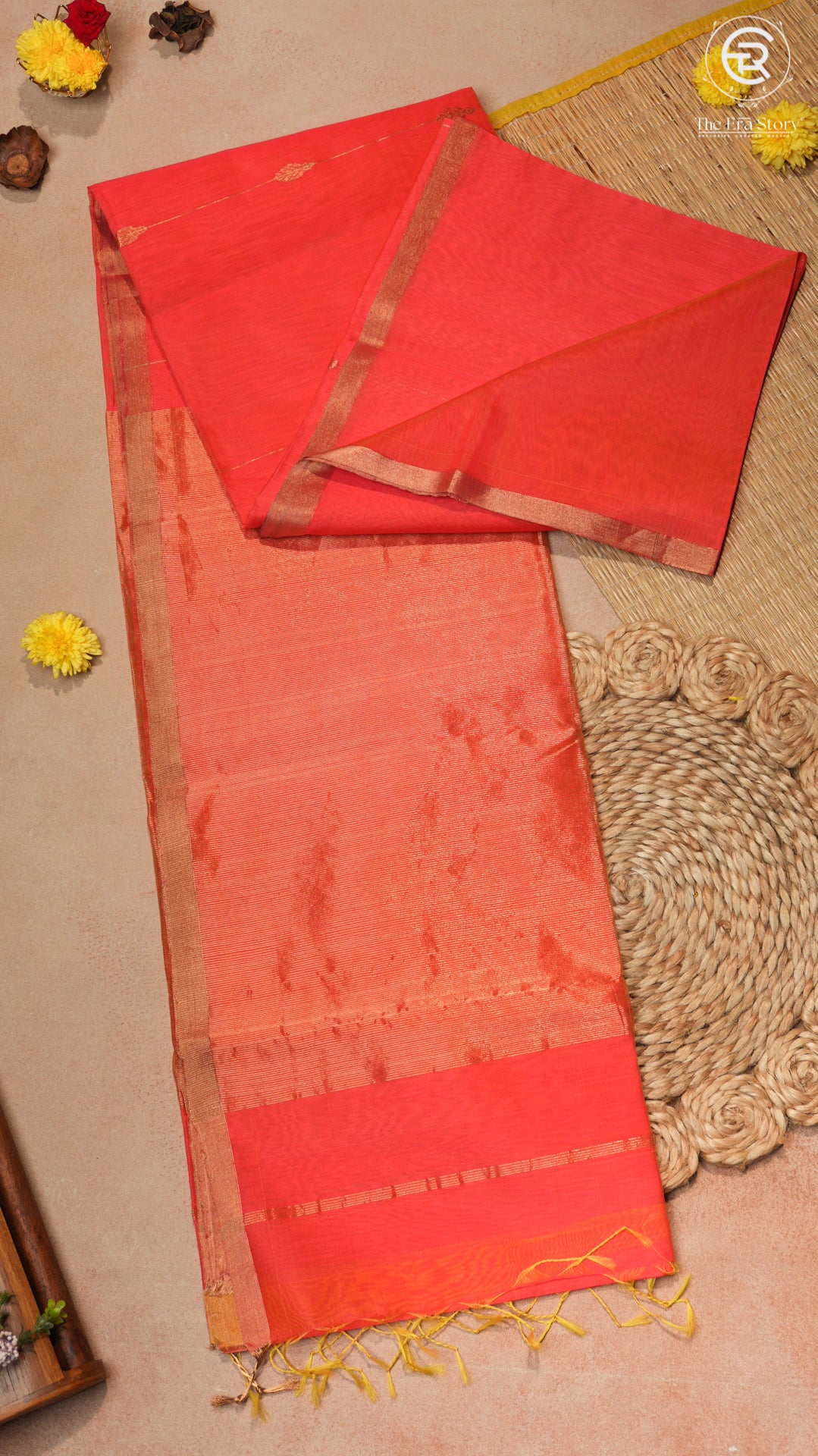 Peach Pink Line Diamond Butta Zari Handloom Pure Maheshwari Silk Saree