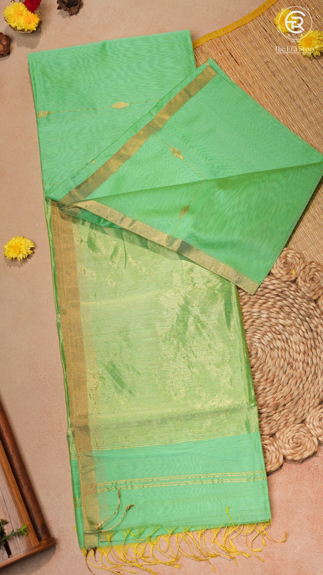 Pista Green Line Diamond Butta Zari Handloom Pure Maheshwari Silk Saree