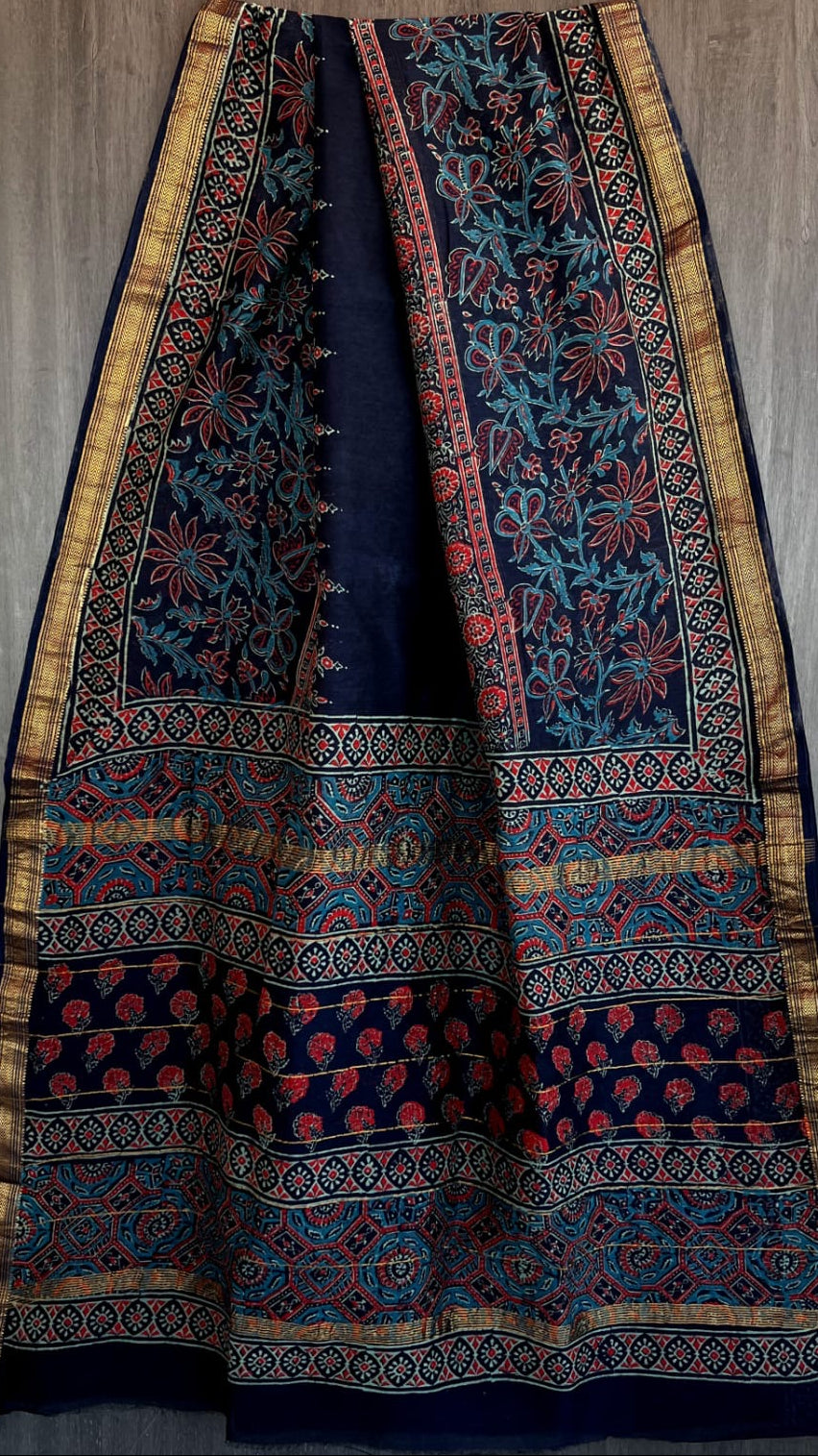 Navy Blue & Red Handblock Maheshwari Silk Cotton Saree