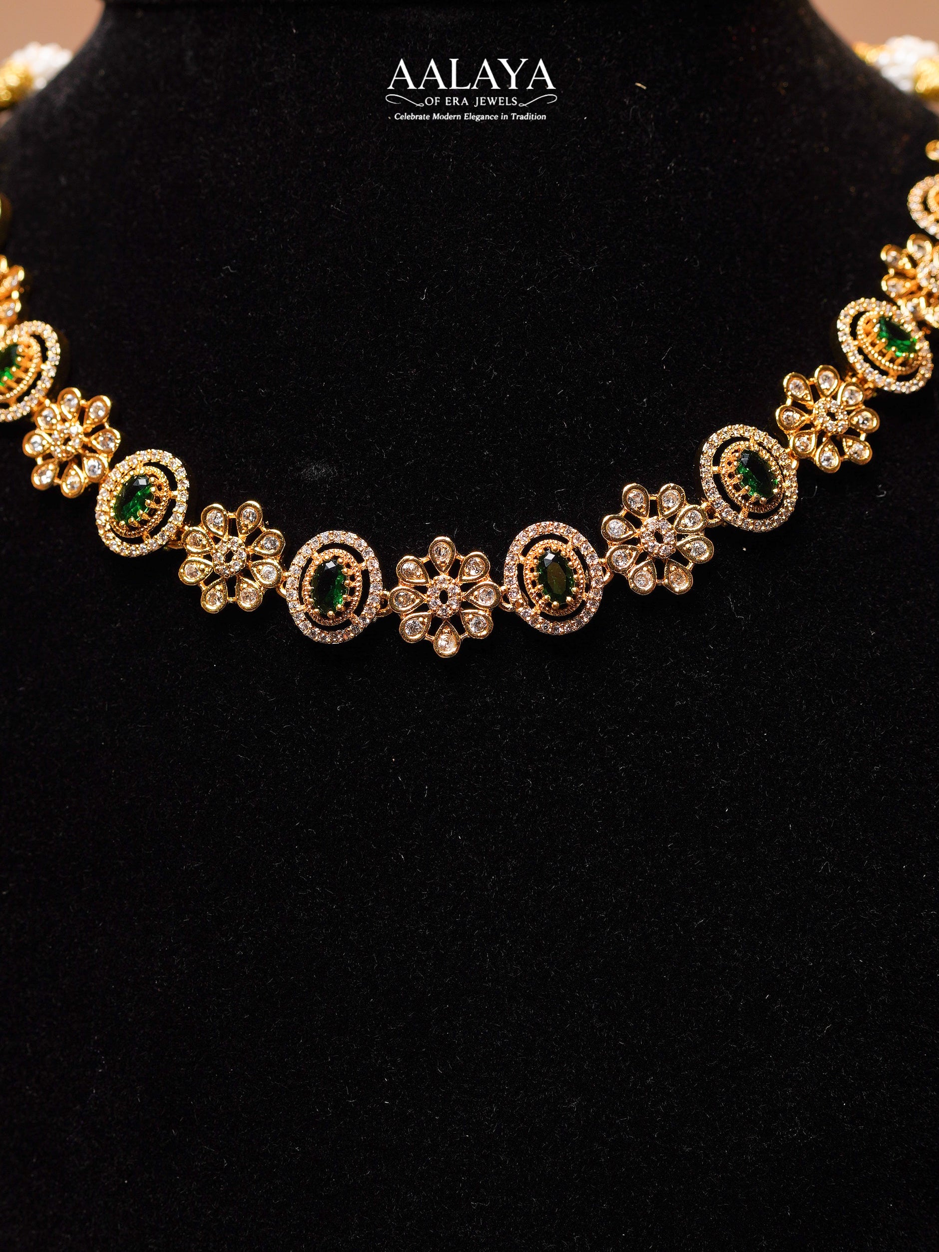Aalaya Emerald Floral Motif Heritage Necklace Set