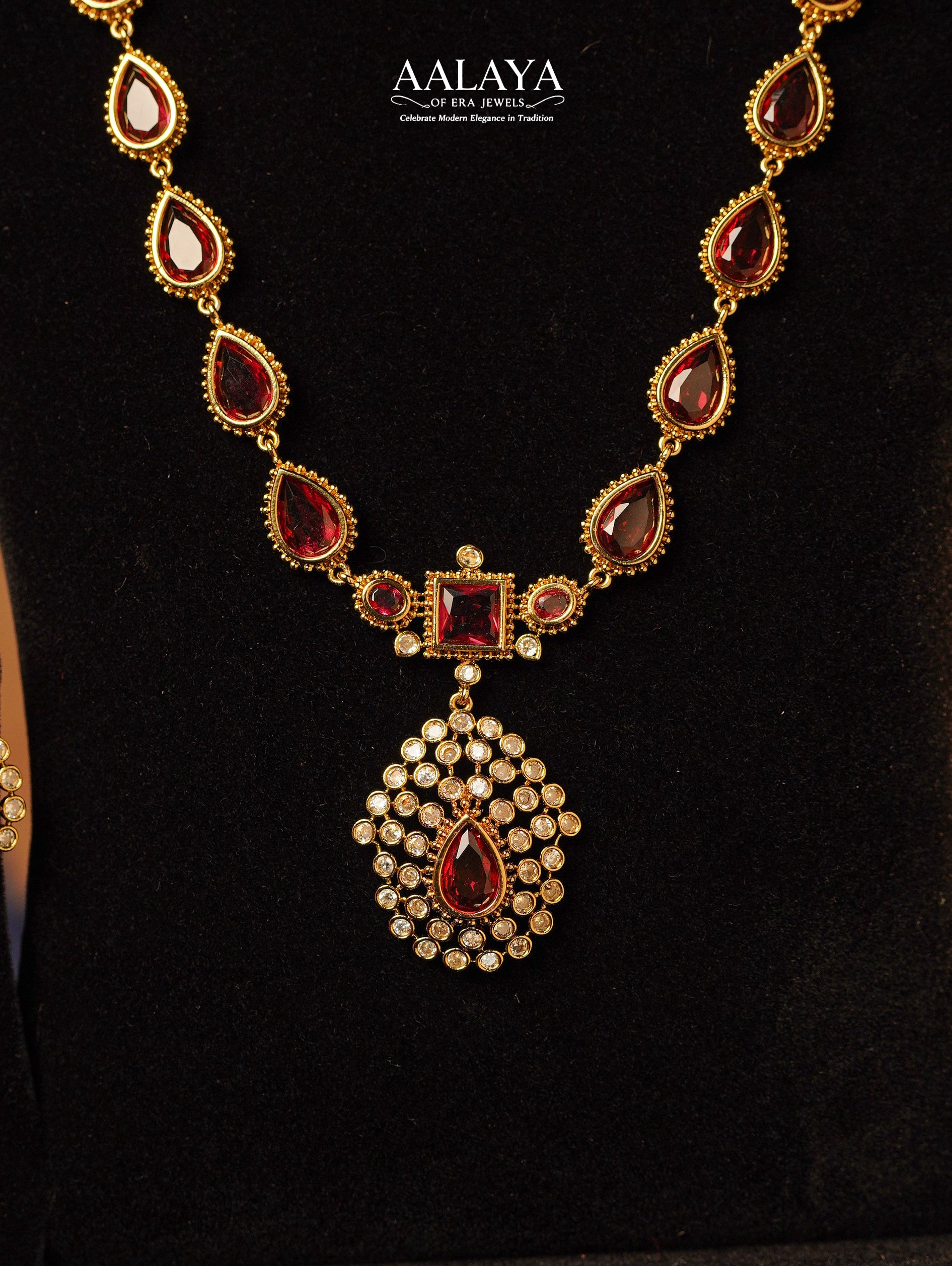 Royal Ruby Diamond Teardrop Kundan Haaram Set