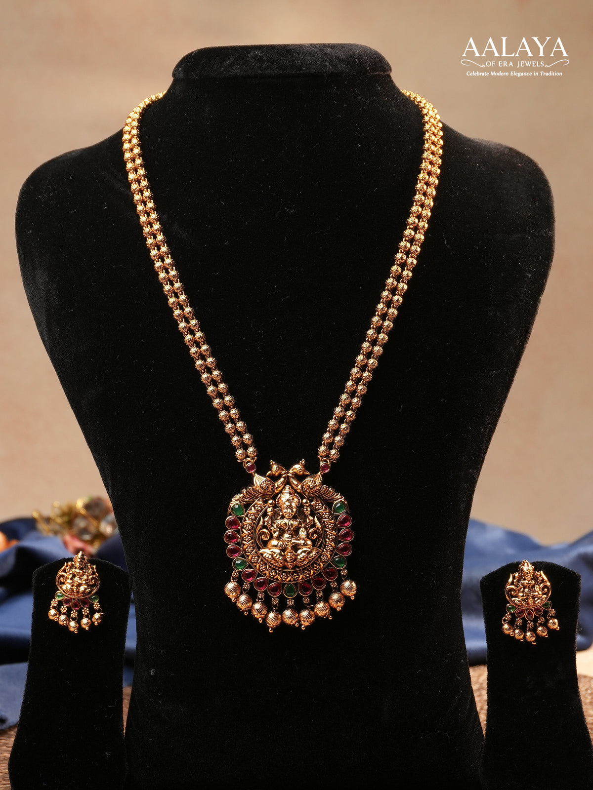 Aalaya Lakshmi Temple Pendant Necklace Set