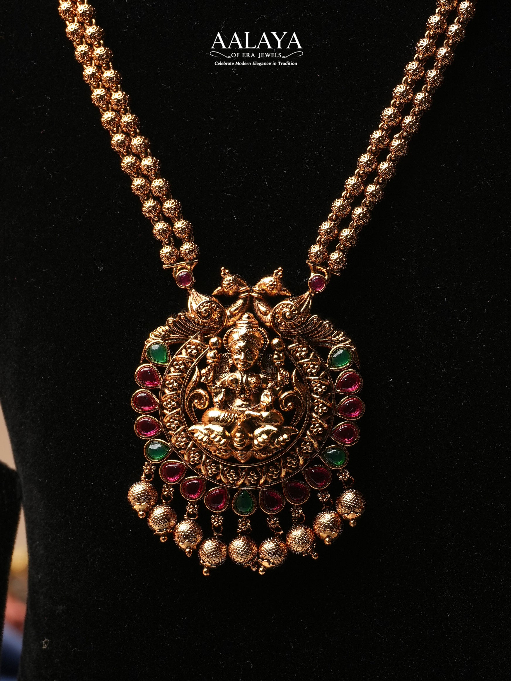Aalaya Lakshmi Temple Pendant Necklace Set