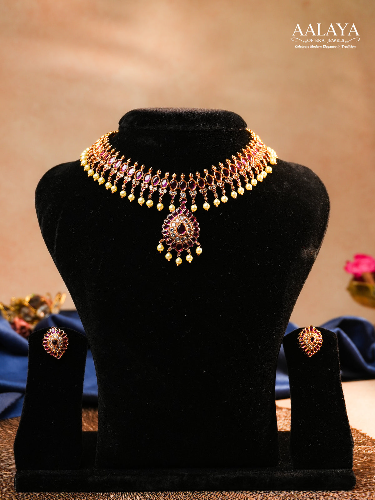 Aalaya Antique Kundan Necklace Set with Emerald-Cut Pendant & Ruby Drops