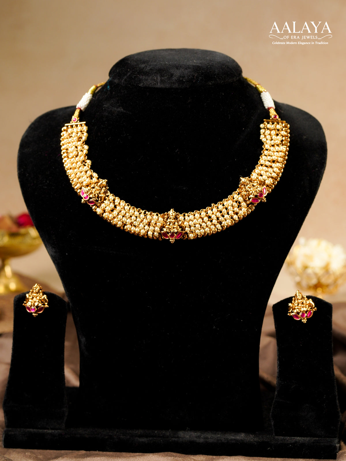 Aalaya Pearl Weave Heritage Choker Set