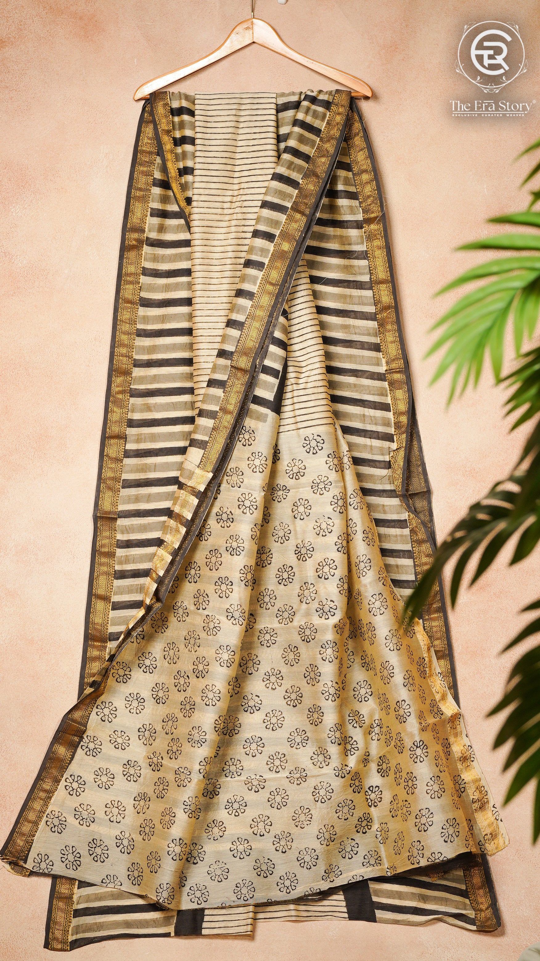 White & Black Line Patterned Handblocked Pure Maheshwari Cotton Silk Sarees