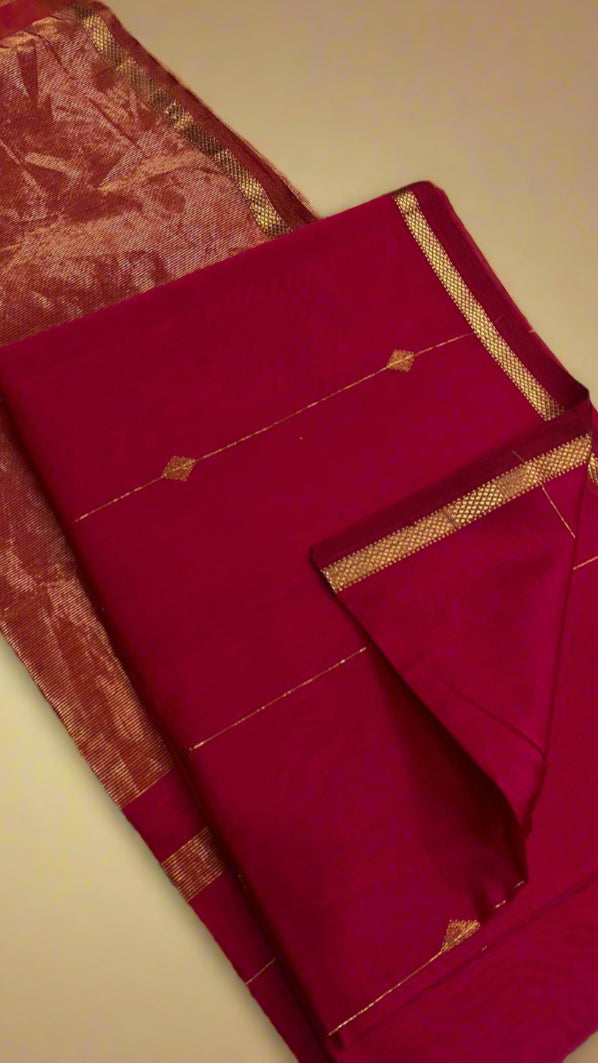 Red Line Diamond Zari Handloom Pure Maheshwari Silk Saree