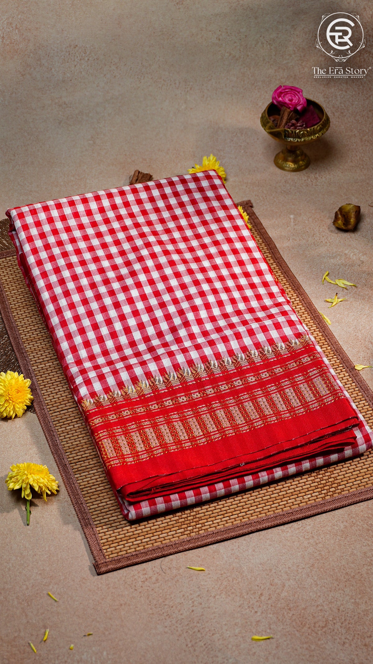 Red and White Checkered Handloom Narayanpet Silk Cotton Saree