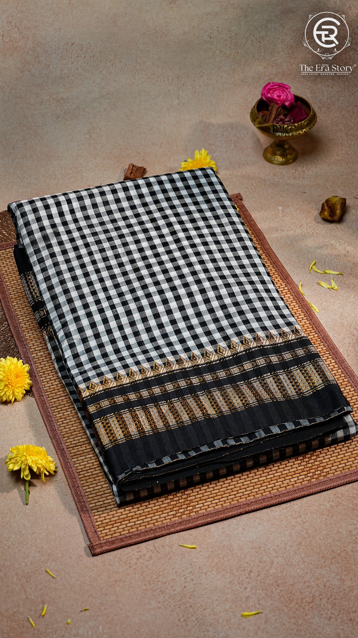 Black and White Checkered Handloom Narayanpet Silk Cotton Saree