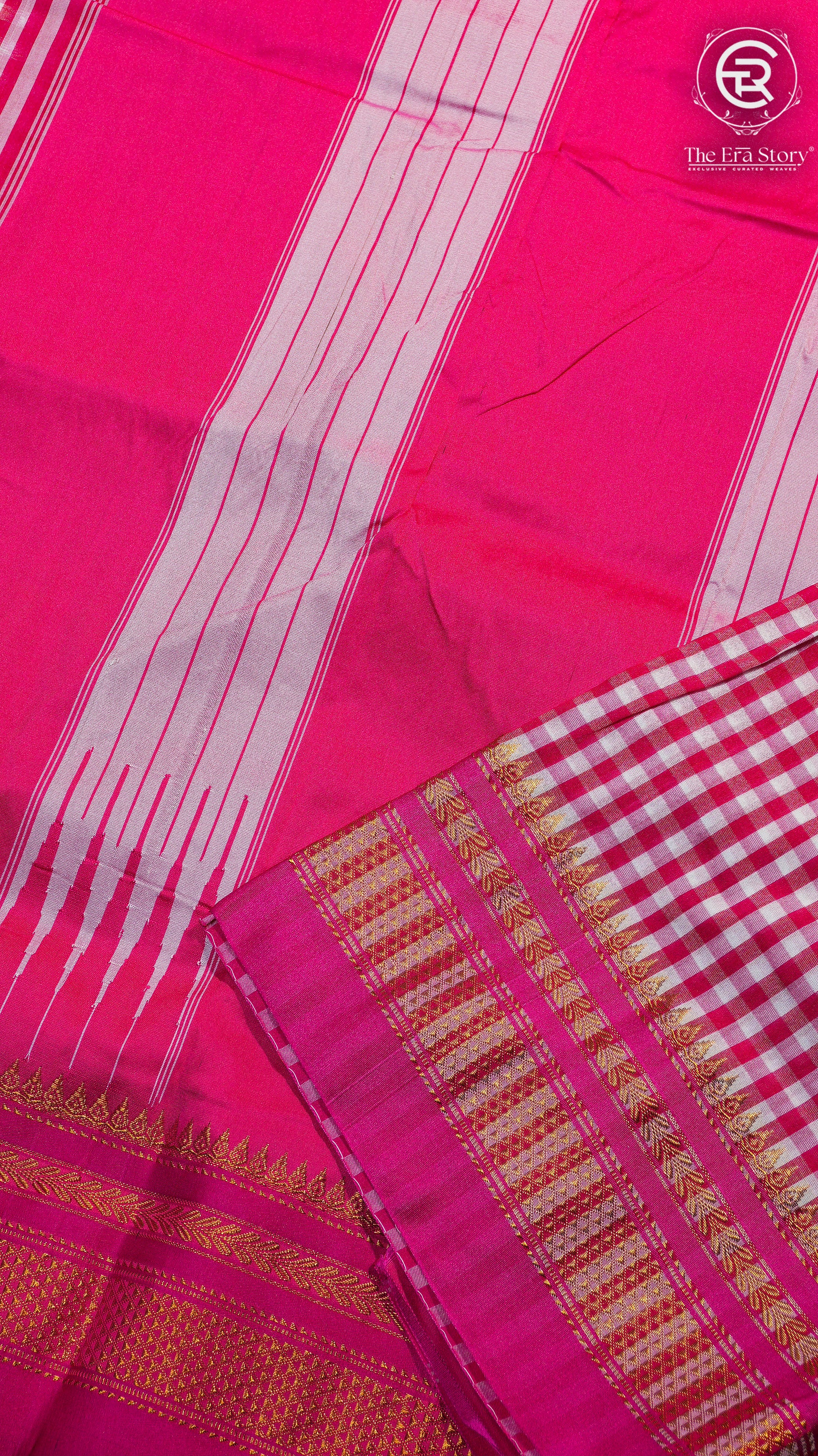 Dark Pink and White Checkered Handloom Narayanpet Silk Cotton Saree