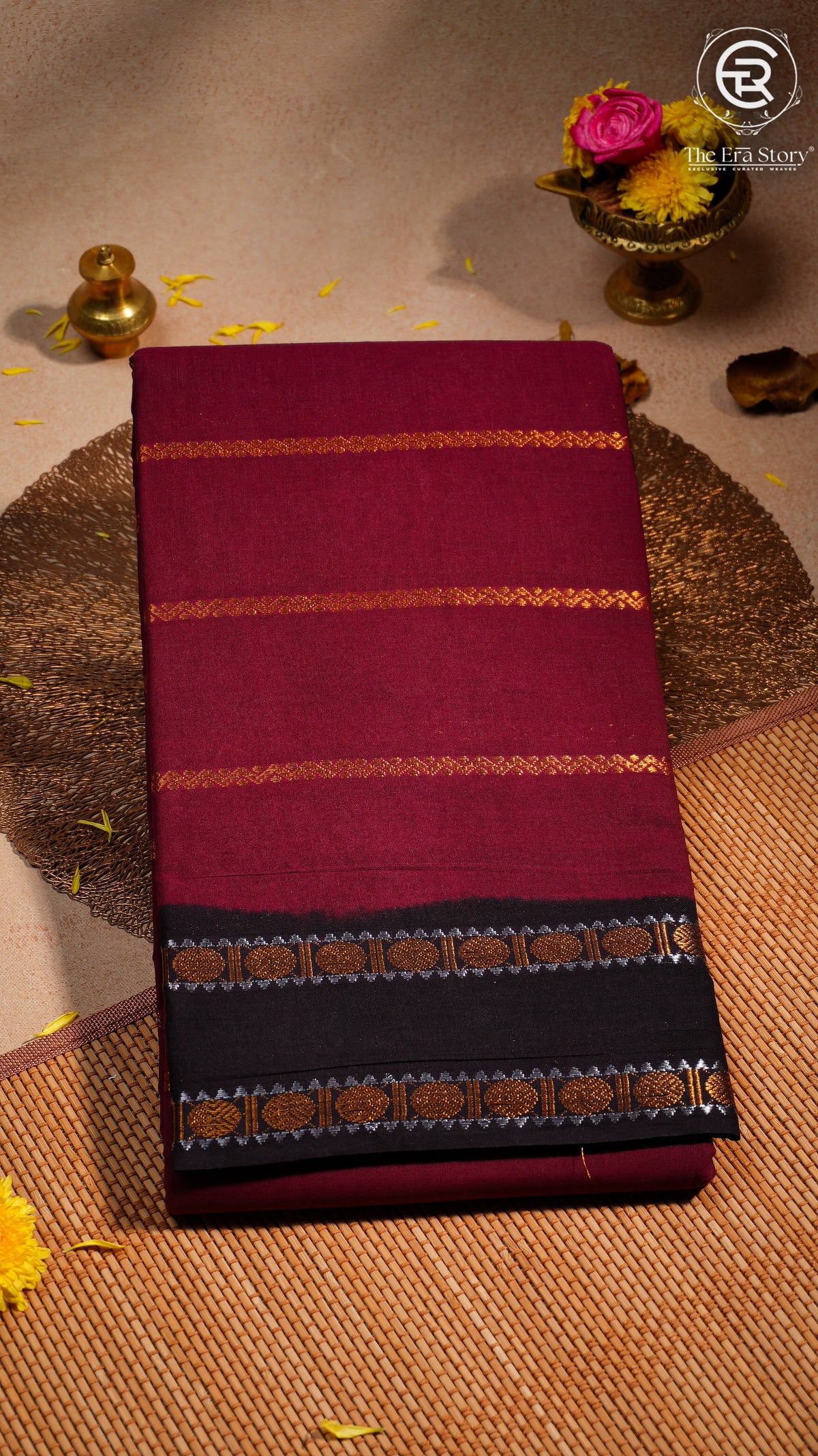 Black and Red Line Patterned Sungadi Pure Cotton Saree