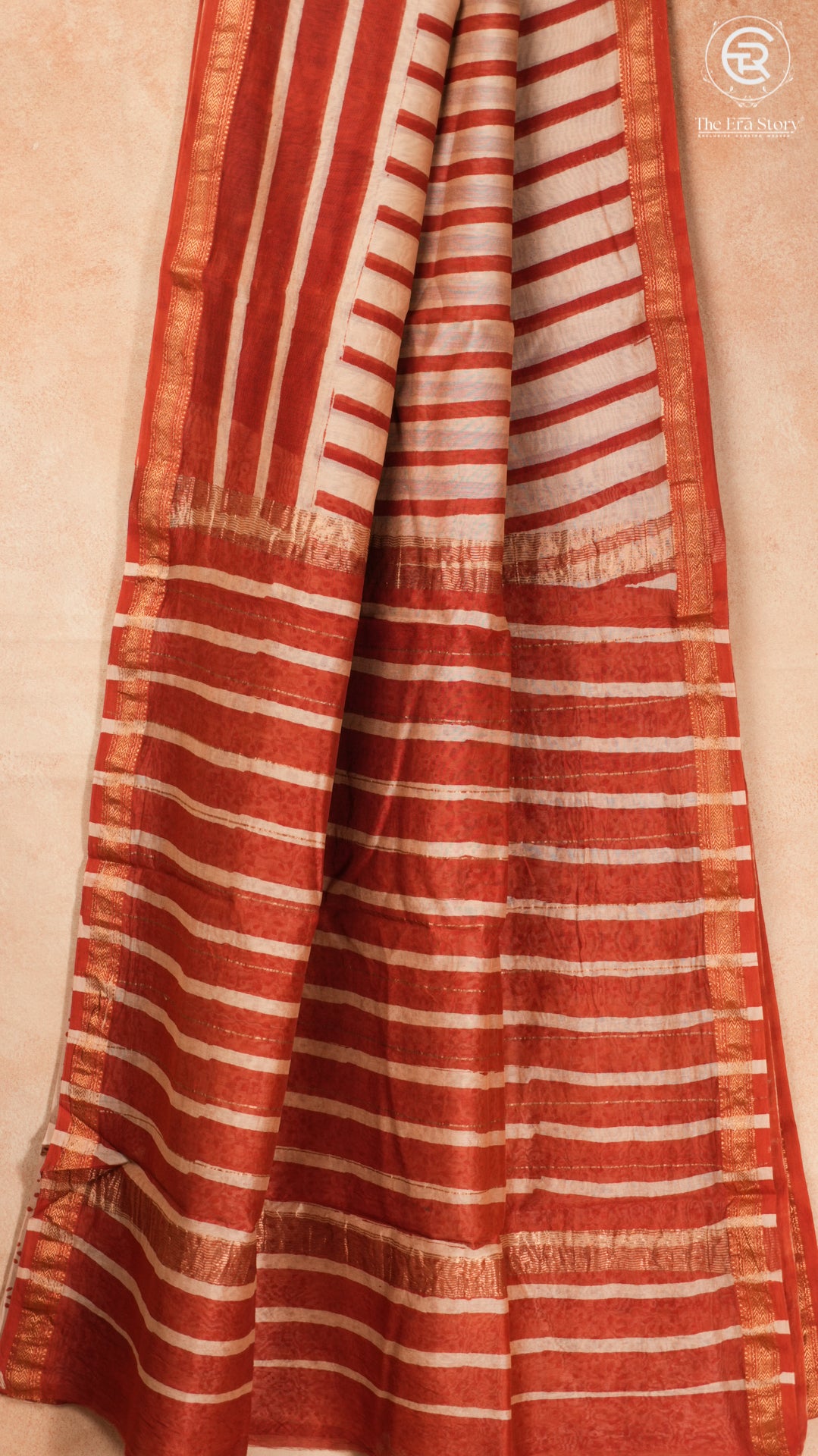 White & Red Line Patterned Handblocked Pure Maheshwari Cotton Sarees
