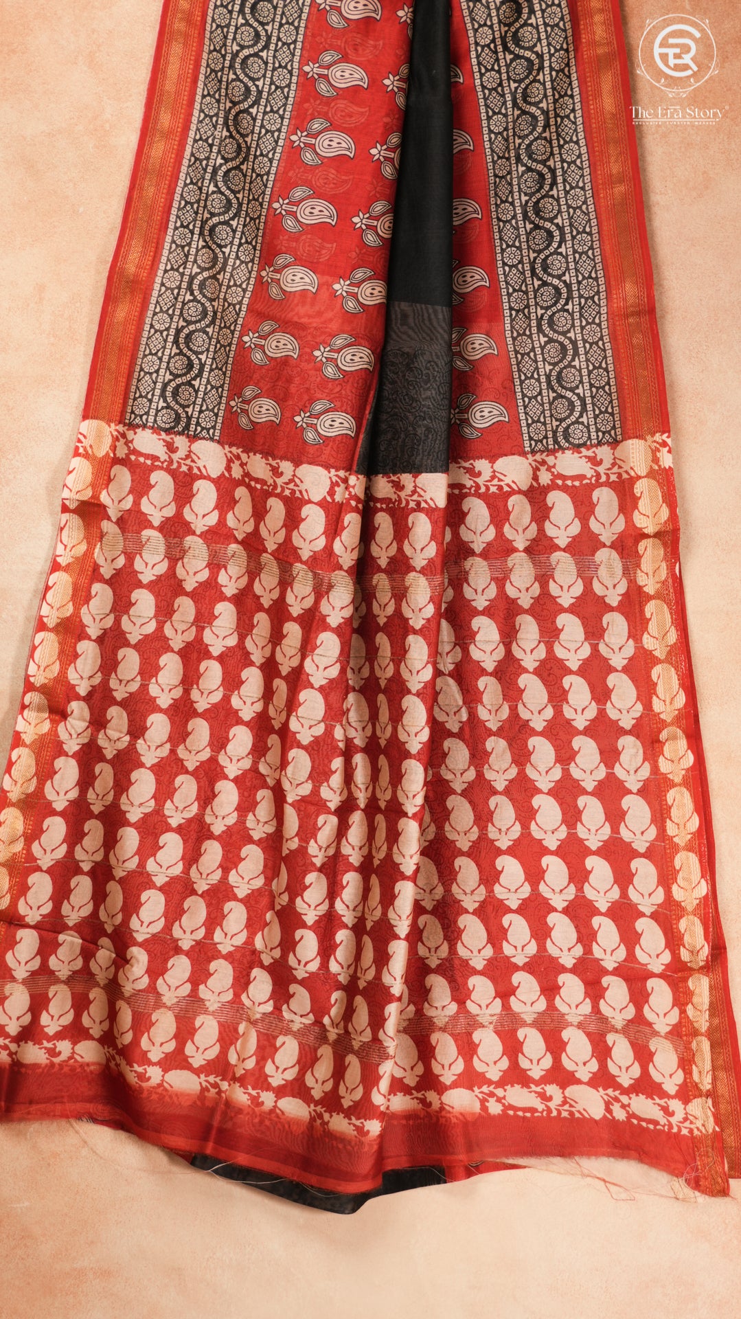 Black & Red Leaf Floral Handblocked Pure Maheshwari Cotton Sarees