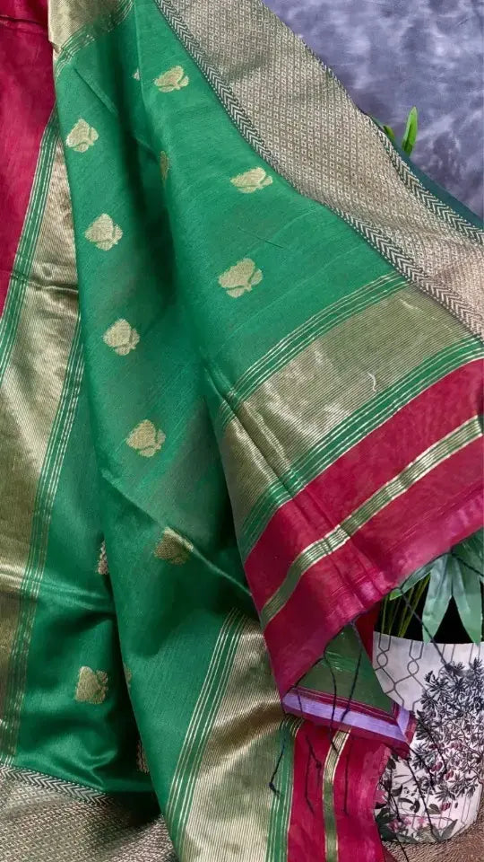 Green and Maroon Lotus Butta Handloom Pure Maheshwari Silk Saree
